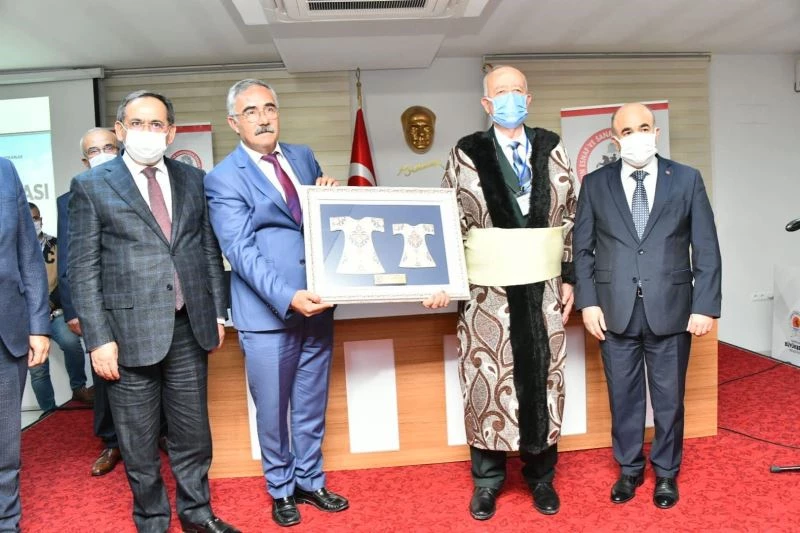 Samsun’da yılın ahisi 51 yıllık terzi
