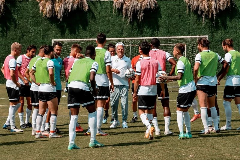 Altay, Göztepe derbisine hazırlanıyor
