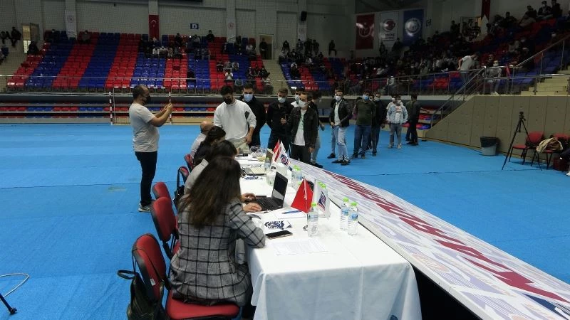 KARDEMİR’e alınacak olan 69 işçi kura çekimiyle belli oldu
