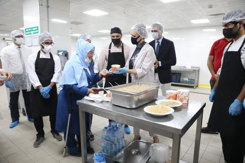 DEÜ’de kazanlar birlik ve berberlik için kaynadı
