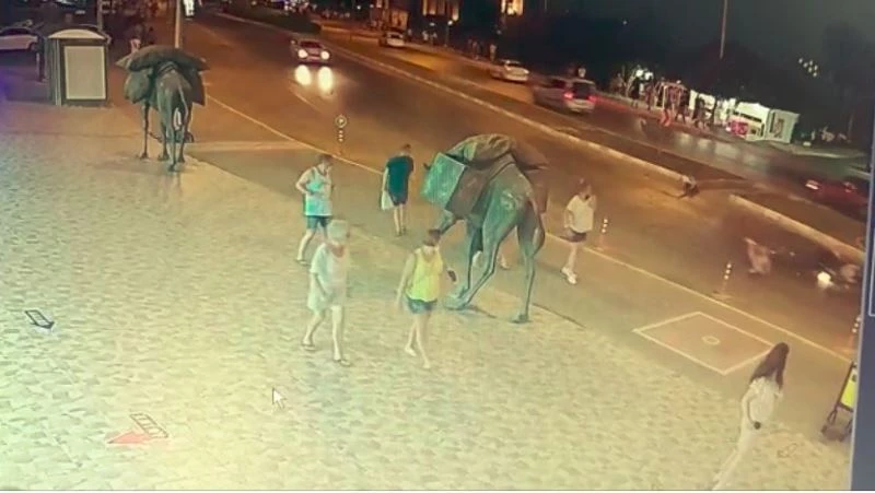 (Özel) Motosikletin çarpıp metrelerce sürüklediği Alman turist hayatını kaybetti
