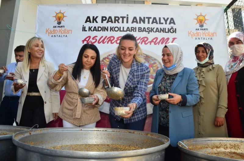 AK Parti Antalya Kadın Kolları