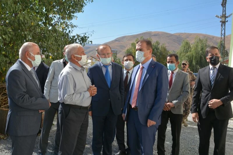 Vali Akbıyık, Kur’an kurslarını ziyaret etti
