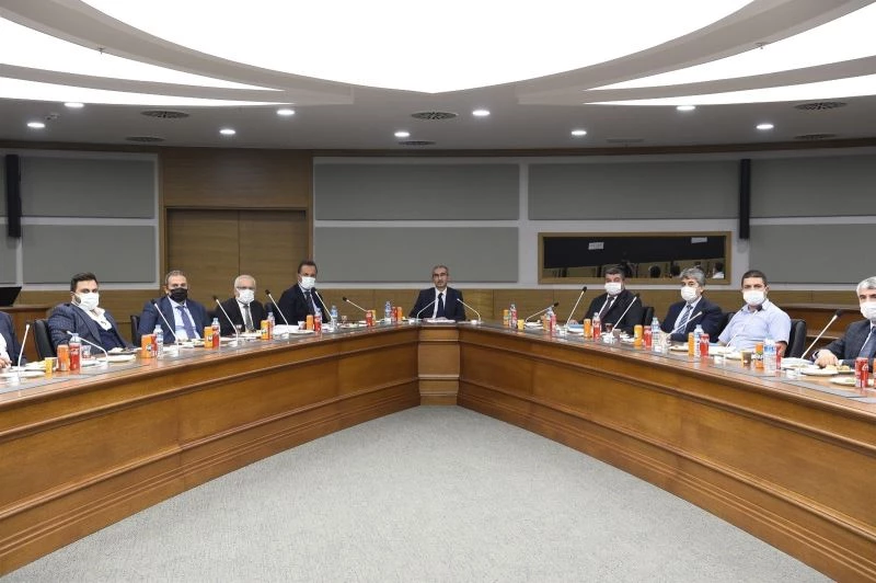 DSİ Genel Müdür Kaya: “Diyarbakır Silvan Kıbrıs Barajı’nın sözleşmesini imzaladık”
