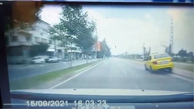 Bursa’da dalgın taksici yürekleri ağza getirdi
