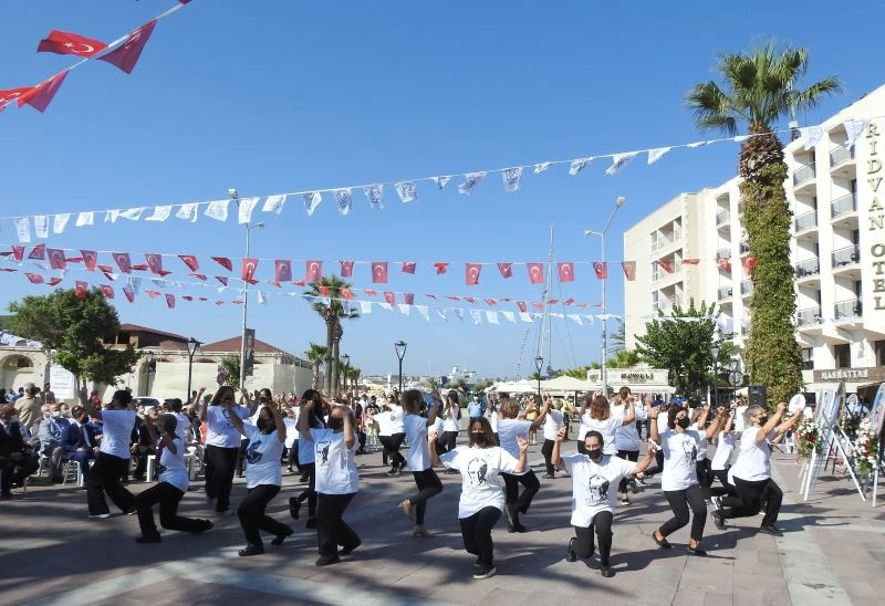 Alaçatı ve Çeşme’nin kurtuluşu coşkuyla kutlandı
