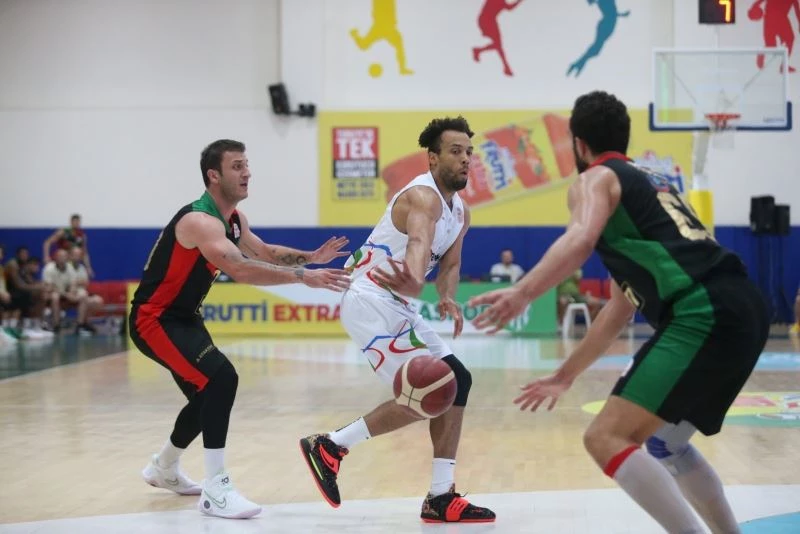 Frutti Extra Cup: Aliağa Petkim Spor: 73 - Semt 77 Yalovaspor: 68
