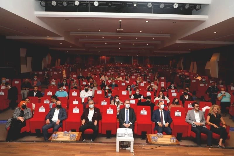 Altın çağın yedi hekimi beyaz perdede
