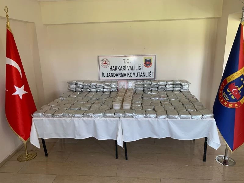 MİT ve jandarmanın ortak operasyonunda 189 kilo uyuşturucu ele geçirildi
