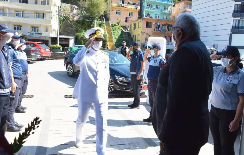 Tuğamiral Uğur, Başkan Posbıyık ile görüştü
