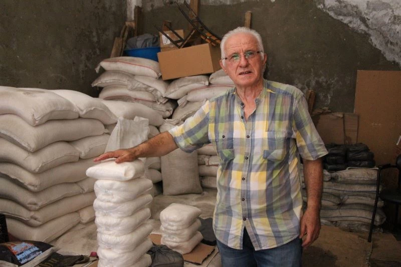 Akyüz ailesi 200 yıldır tuzculuk yapıyor
