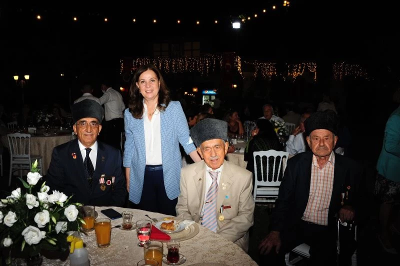 Başkan Çalkaya’dan gaziler onuruna yemek
