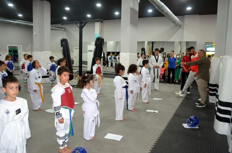 Milli sporcu kardeşler, geleciğin şampiyonlarını yetiştiriyor
