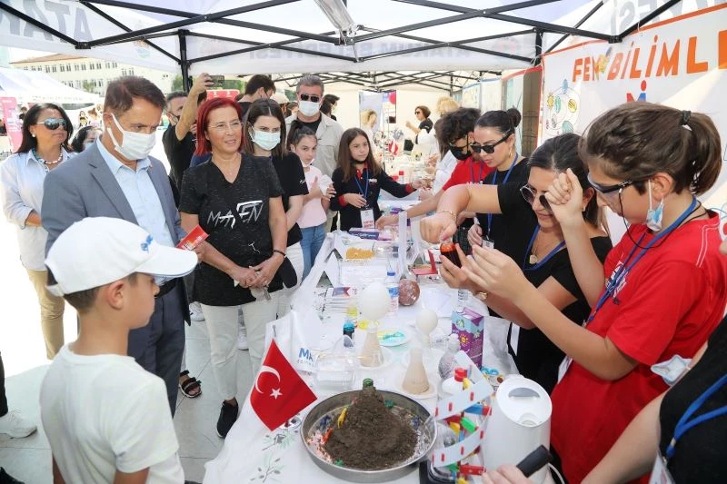 Minikler bilimde yeteneklerini Atakum’da sergiledi
