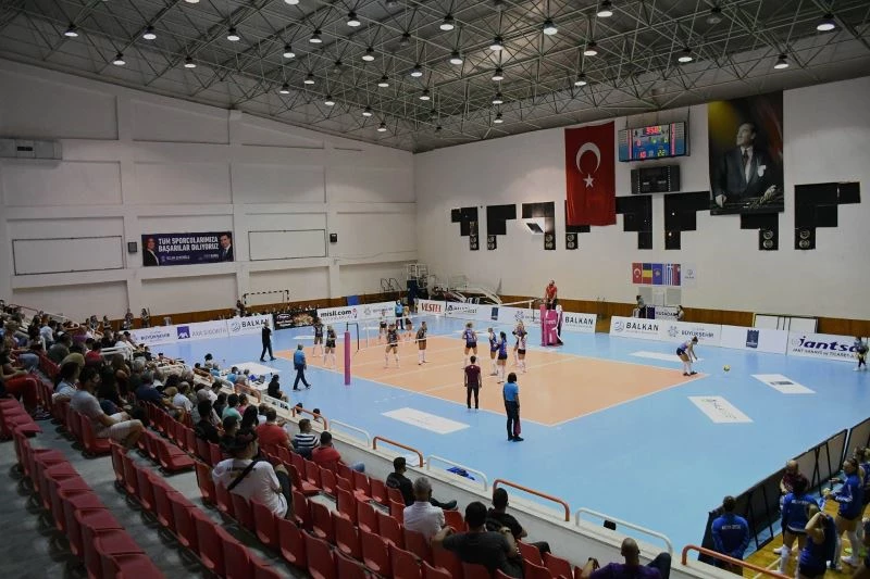 Aydın’ın Sultanları Balkan Kupası’nda adını finale yazdırdı
