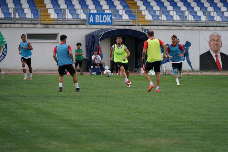 Ergene Velimeşespor, Sarıyer deplasmanına hazırlanıyor
