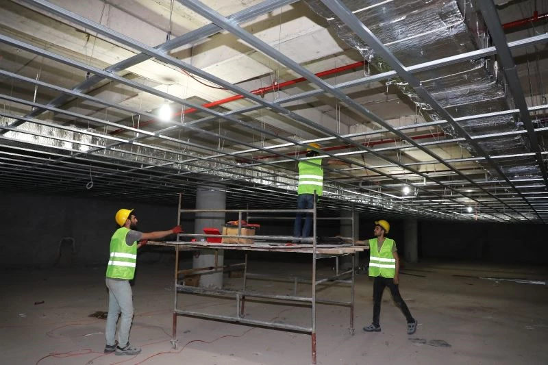 30 bin kişinin ibadet edebileceği Antalya Camii ve İslam Eserleri Müzesinde çalışmalar sürüyor
