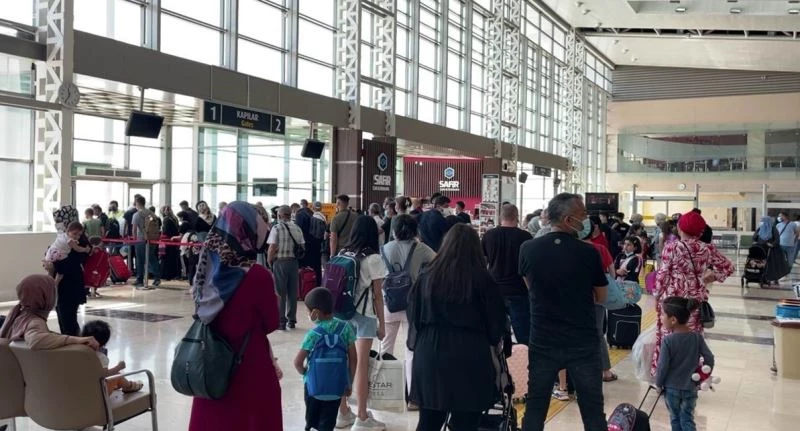 THY’nin Anadolu’dan yaptığı seferlerdeki gecikmeler aktarmalı yolcuları zora sokuyor
