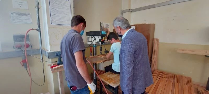 Mobilya Tematik Lise’de kontenjan doluyor
