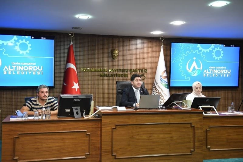 Başkan Tören: “Çalışmalarımızı tamamen öz kaynaklarımızla yerine getiriyoruz”
