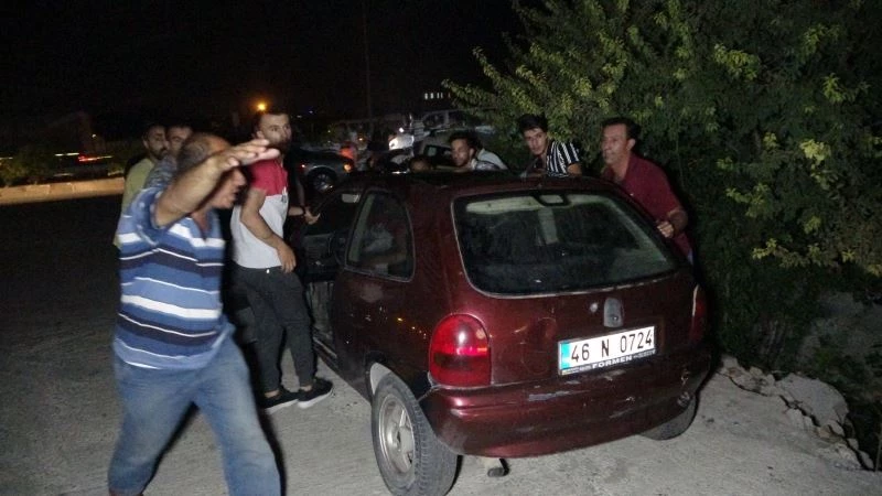 Lastikçide çıkan yangın korkuttu
