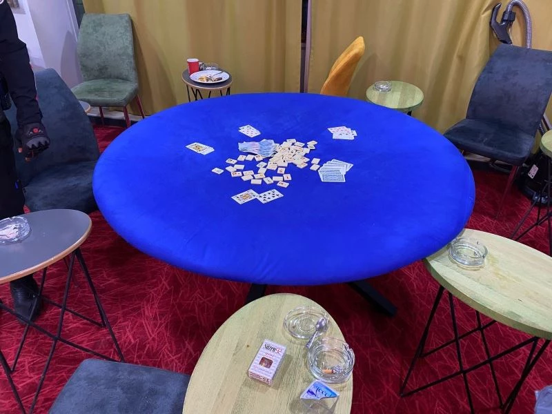 Apartta fuhuş yapan 2 kişi yakalandı
