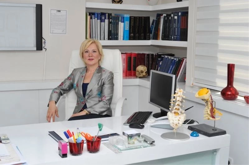 ’’Bel fıtığı ameliyatı sonrası bacak ağrınız uzun süre devam ediyorsa ameliyat hatası değildir’’
