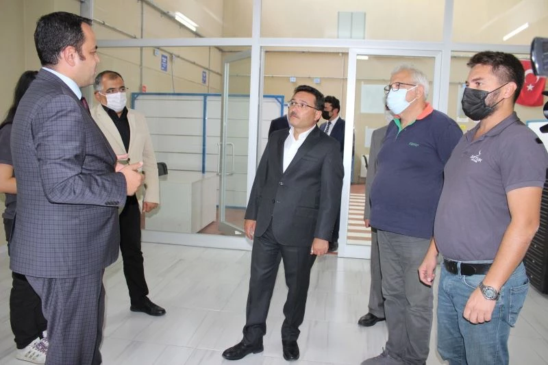 Vali Çiçek: “Afyonkarahisar’ı uçuracak projeyle karşı karşıyayız”
