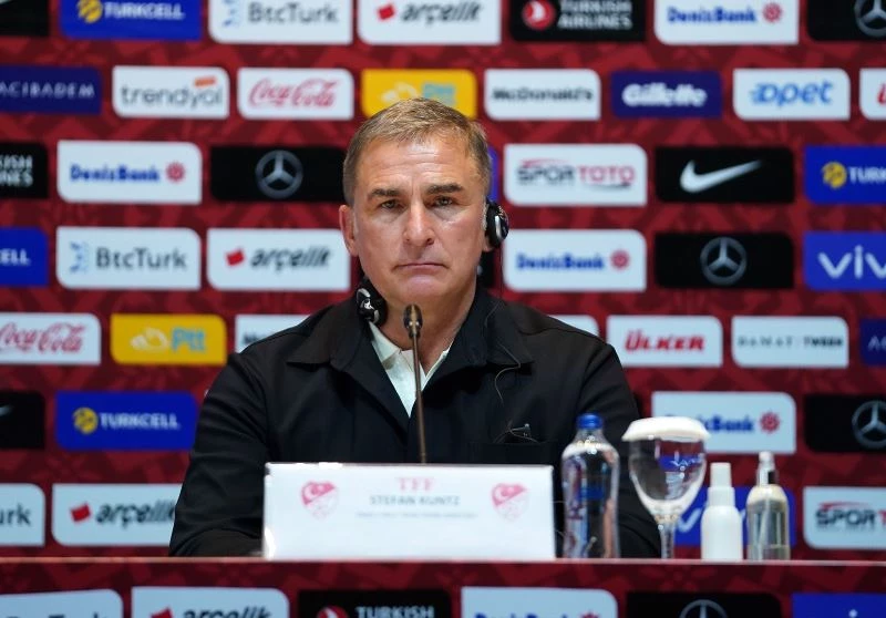 A Milli Futbol Takımı Teknik Direktörü Stefan Kuntz: 