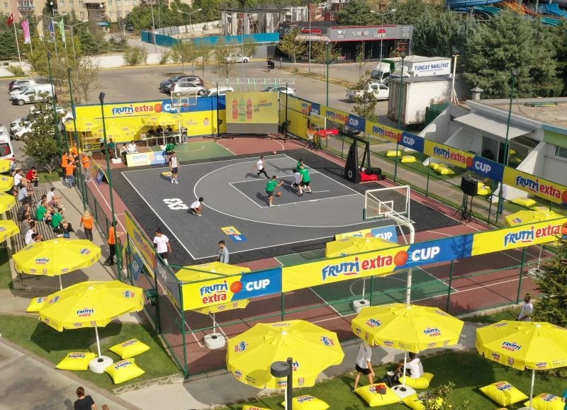 Frutti Extra Cup 3x3 sokak basketbolu turnuvasının şampiyonları belli oldu
