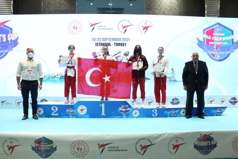 Milli taekwondocular 35 madalya ile döndü. 