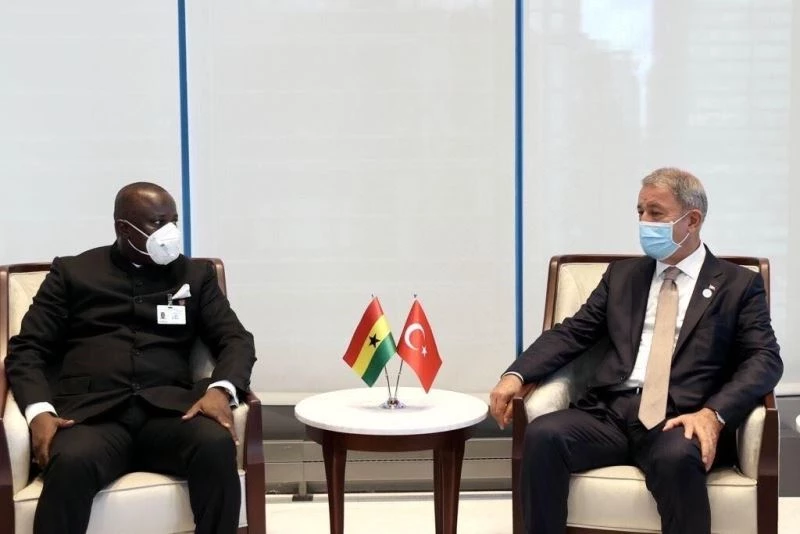 Bakan Akar, New York’ta Ganalı mevkidaşı Nitiwul ile görüştü
