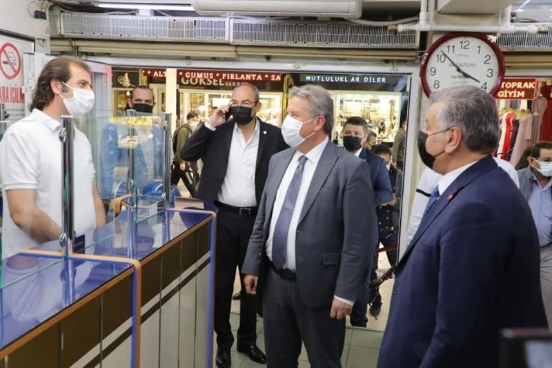 Kazancılar Çarşısı’nda yenileme çalışmaları sürüyor
