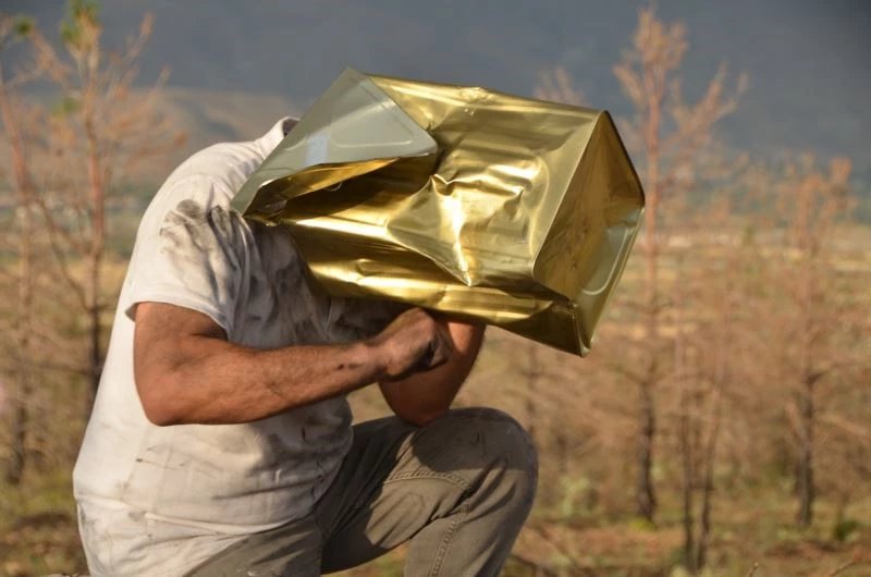 Profesörden tenekeli performans
