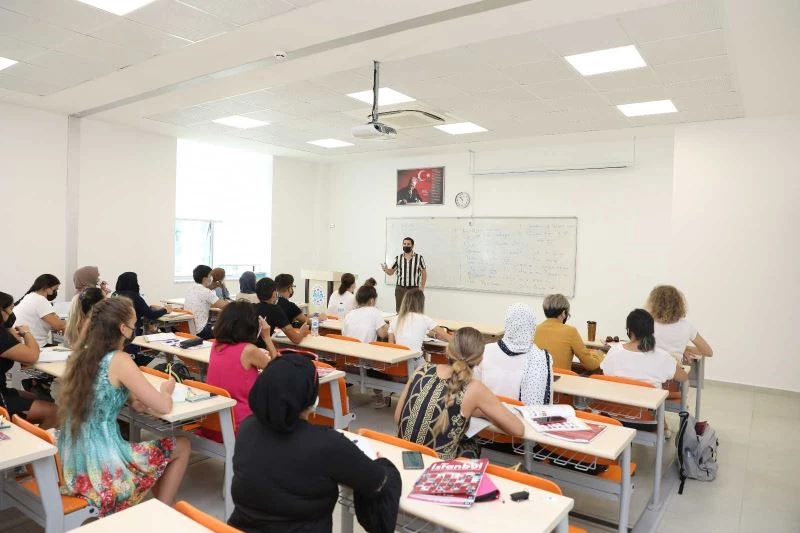 ALKÜ TÖMER’de dönemin ilk dersi başladı
