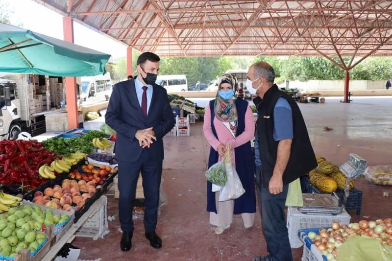 Kaymakamdan pazar denetimi