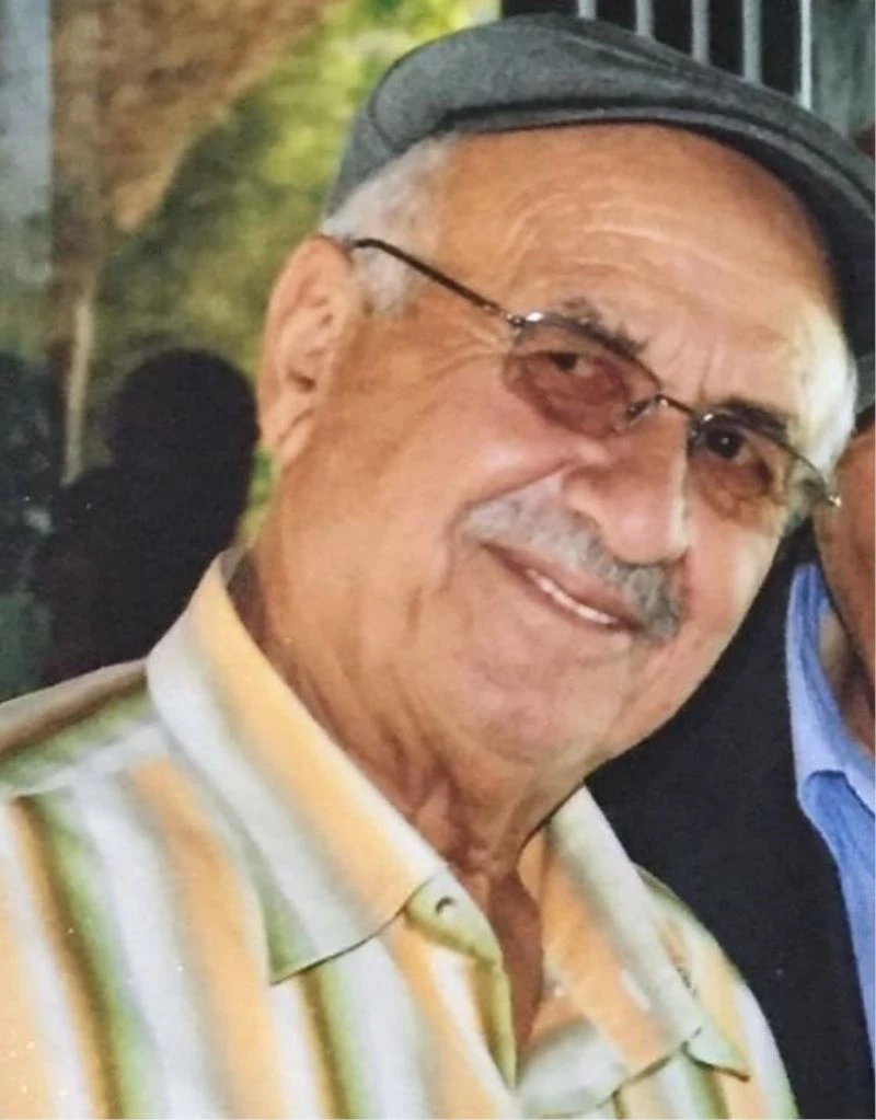 Oğlunun acısına dayanamadı
