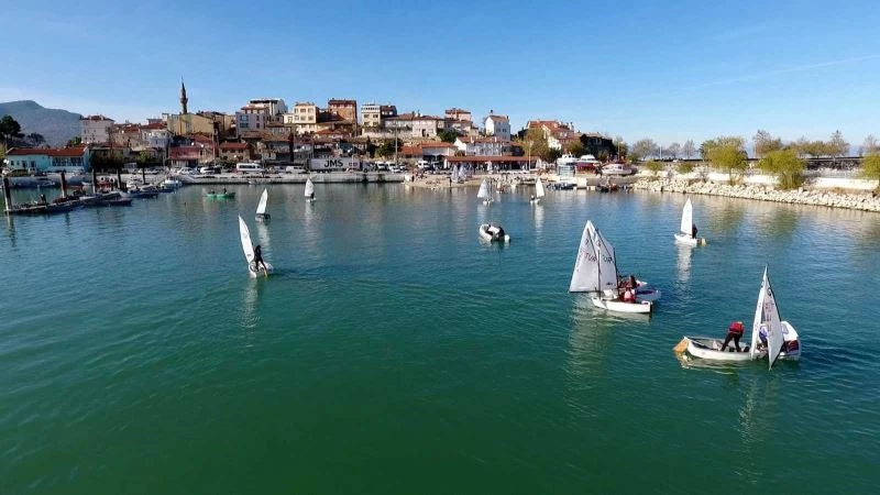 Eğirdirli yelkenciler milli takım için mücadele edecek
