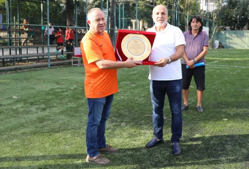 ASKF’den Başkan Çavuşoğlu’na teşekkür plaketi
