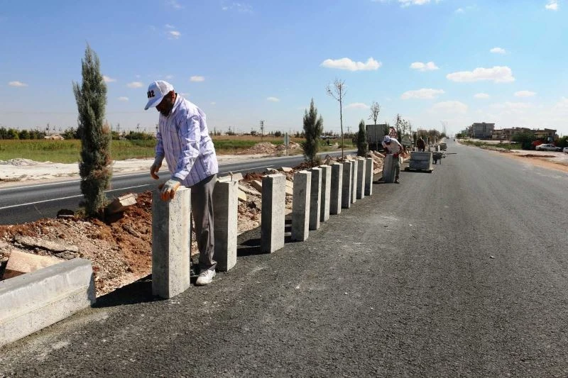 Akçakale ile Şanlıurfa arasındaki yol aydınlatılıyor
