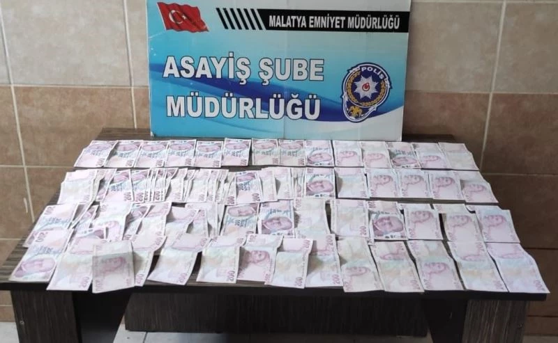 ’Kuyumcu soygununa karıştın’ diyerek, kredi çektirdiler
