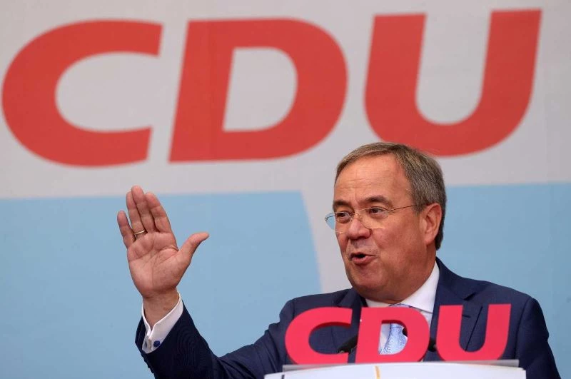 Almanya’da başbakan adayları son kozlarını paylaştı
