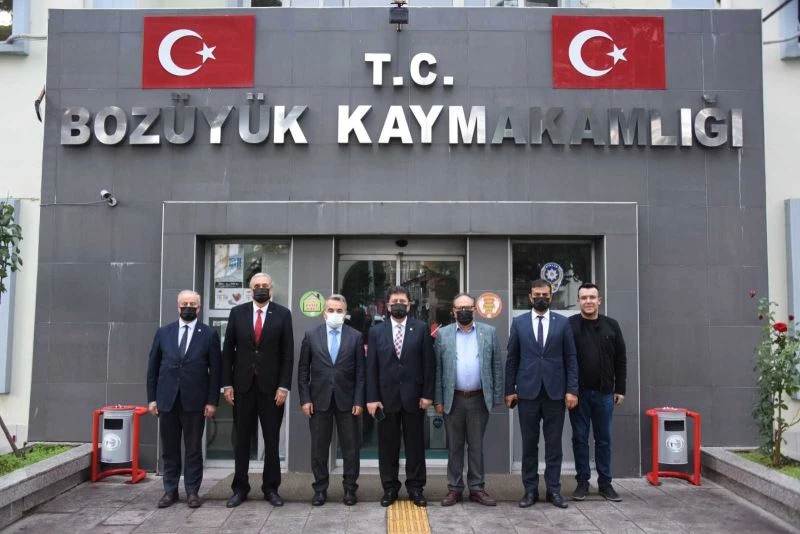 Milletvekili Tüzün ve Başkan Bakkalcıoğlu Kaymakam Öztürk’ü ziyaret etti

