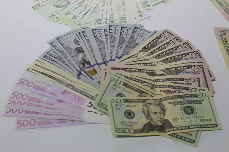Piyasaya sahte 5 milyon lira süren çeteye “Benjamin” operasyonu: 96 gözaltı
