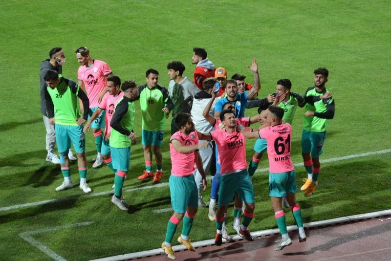 Isparta 32 Spor: 1 Tarsus İdmanyurduspor: 0
