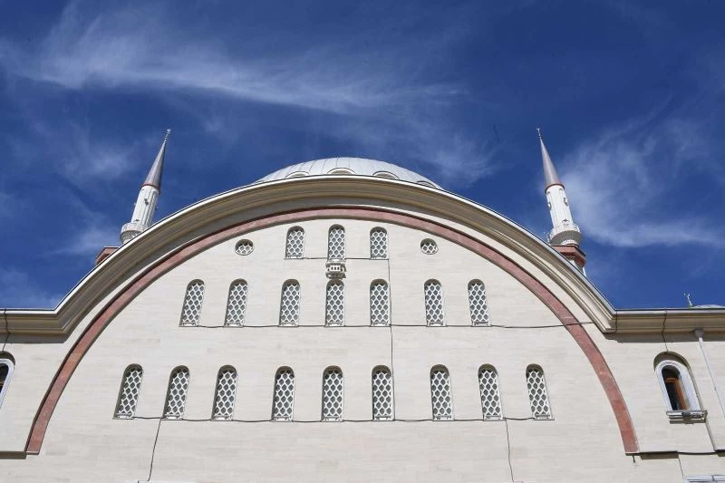 Konya Büyükşehir Belediyesi camilere kuş evleri yerleştirdi
