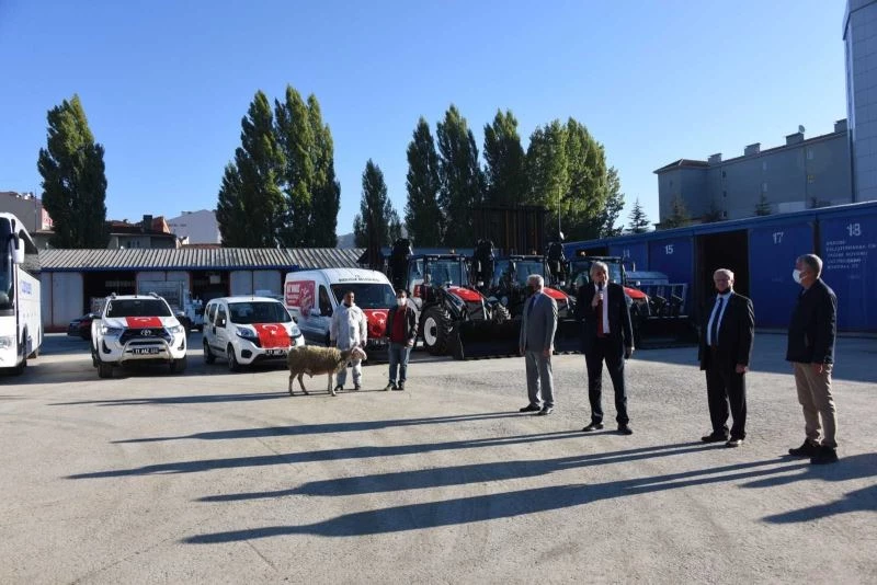 Bozüyük Belediyesi araç filosu, yeni araçlarla güçlendi
