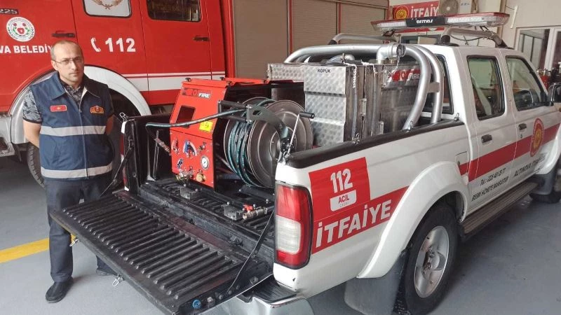 Altınova itfaiyesine acil müdahale aracı
