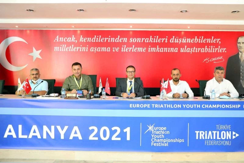 30. Alanya Trıathlon’una 41 ülkeden bin sporcunun katılması bekleniyor
