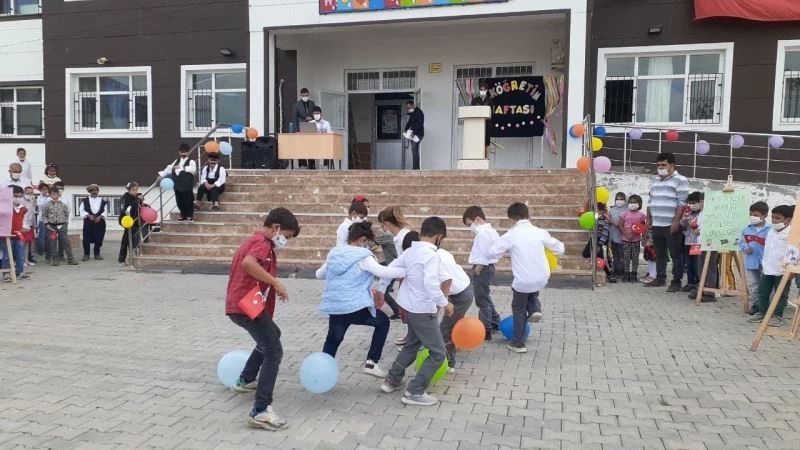 O gönüllerin birincisi
